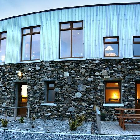 Dolphin Hotel Inishbofin Eksteriør billede
