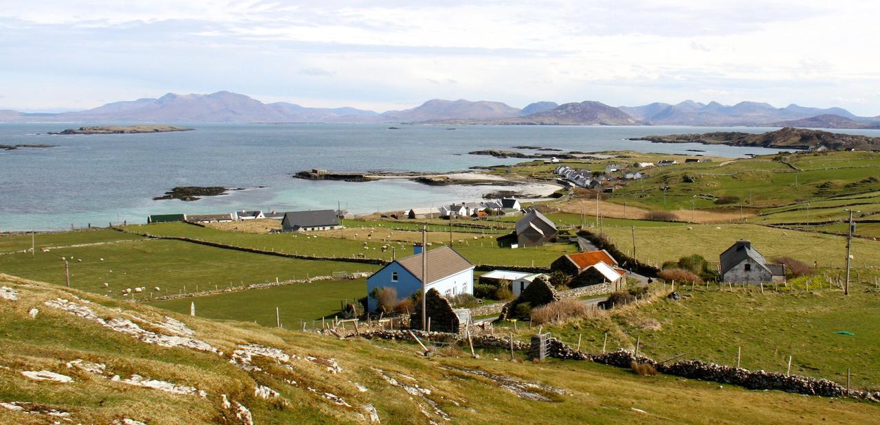 Dolphin Hotel Inishbofin Eksteriør billede