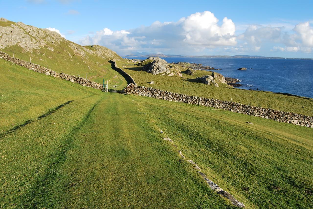 Dolphin Hotel Inishbofin Eksteriør billede